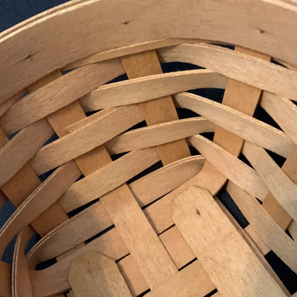 Longaberger 2005 Dresden Basket with Protector